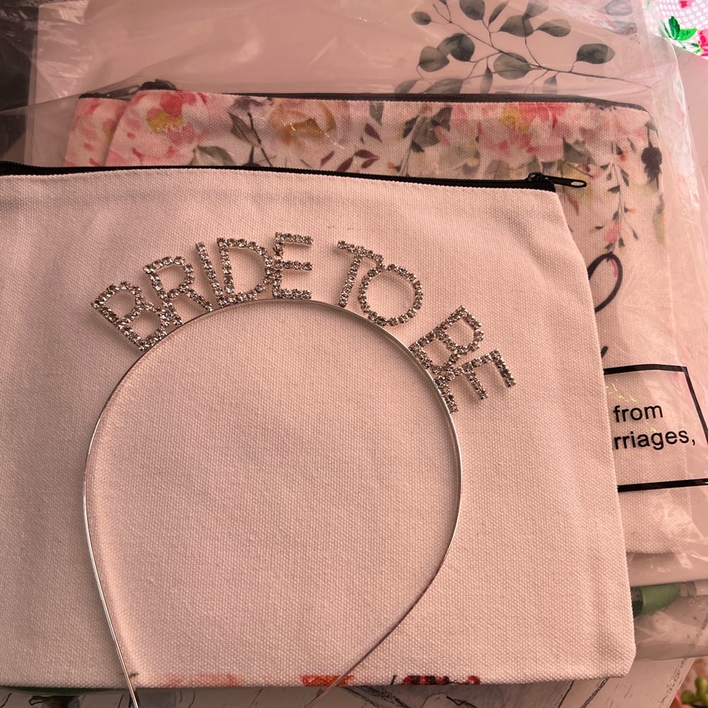 New “Be my Bridesmaid gifts with extras” - Picture 1 of 6